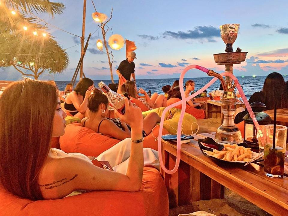 Victoria Phu Quoc Hotel Beachfront Night Market エクステリア 写真